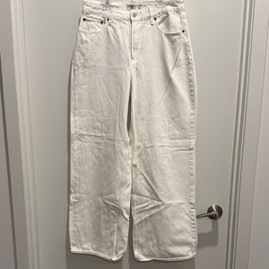 Abercrombie & Fitch The Wide Leg High Rise